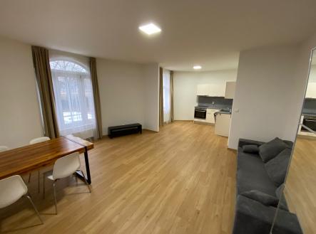 Pronájem bytu, 2+kk, 65 m²