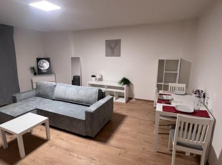 Pronájem bytu, 2+1, 74 m²