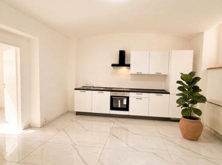 Pronájem bytu, 3+1, 106 m²