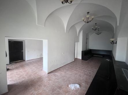 Pronájem obchodní prostor, 94 m²