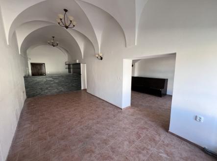 Pronájem obchodní prostor, 94 m²