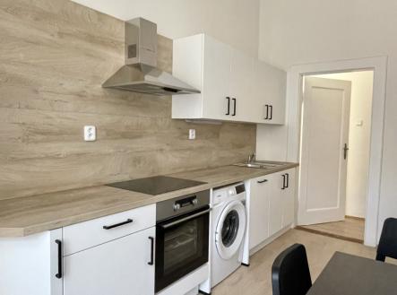 Pronájem bytu, 3+1, 87 m²