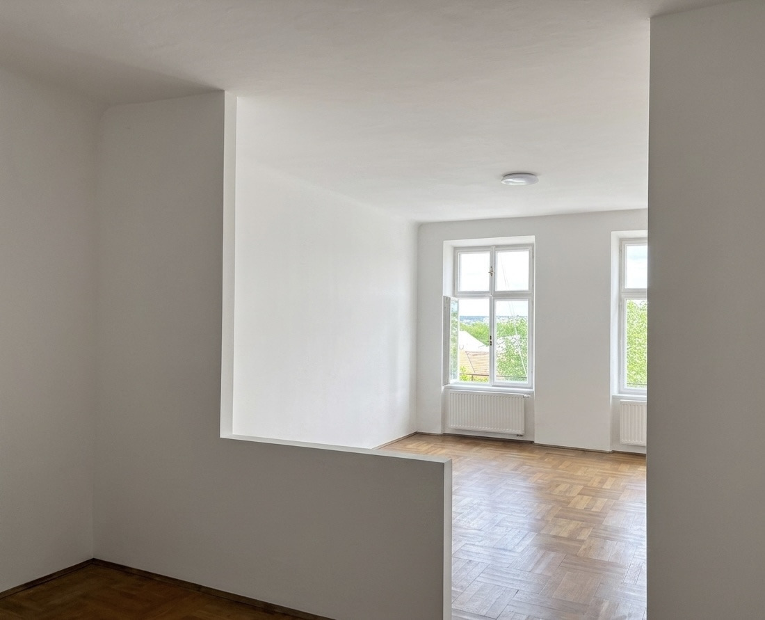 Pronájem bytu 2+1, 88m na Velkém náměstí  