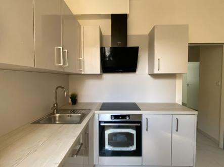 Pronájem bytu, 2+1, 76 m²