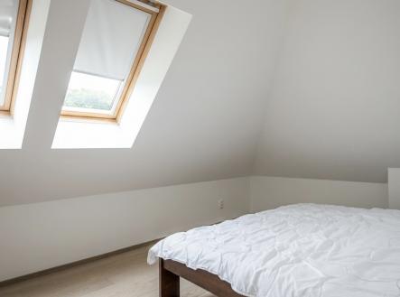 Pronájem bytu, 2+kk, 48 m²