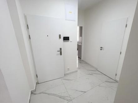 Pronájem bytu, 2+1, 76 m²