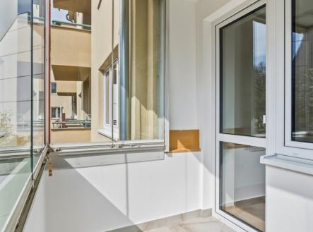 Pronájem bytu, 3+kk, 73 m²