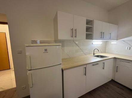 Pronájem bytu, 2+kk, 45 m²