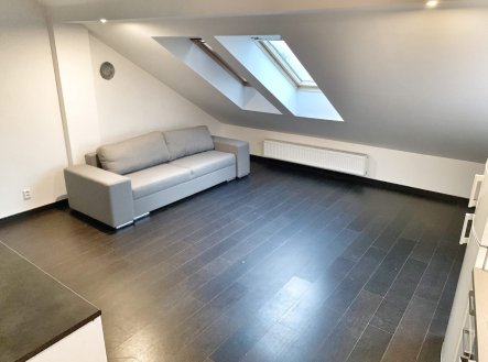 Pronájem bytu, 2+kk, 64 m²