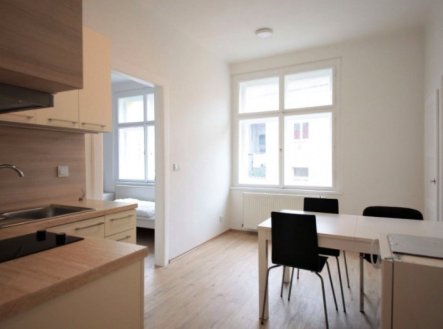 Pronájem bytu, 2+kk, 43 m²