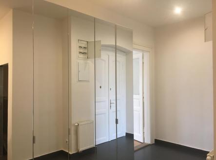 Pronájem bytu, 4+kk, 102 m²