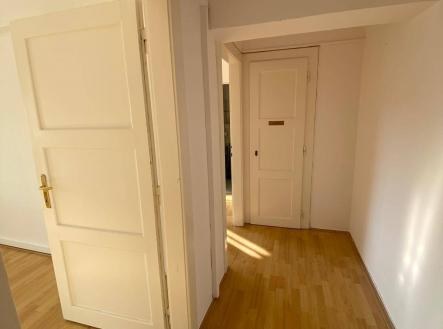 Pronájem bytu, 2+kk, 43 m²