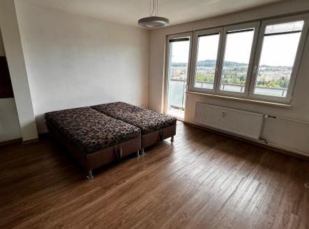 Pronájem bytu, 1+kk, 27 m²