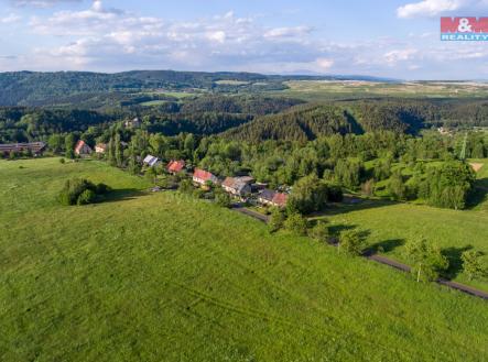 Prodej - pozemek, trvalý travní porost, 1 714 m²