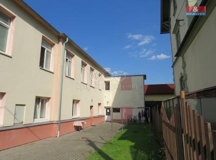 Prodej - dům/vila, 260 m²