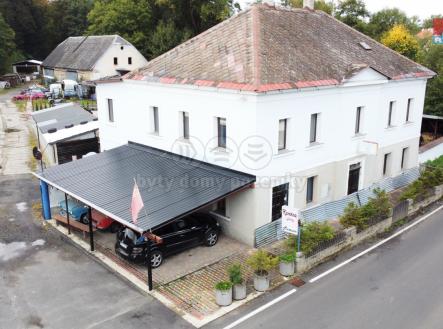 Prodej - obchodní prostor, 300 m²
