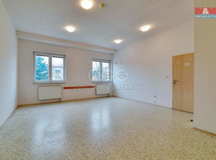 Pronájem - kanceláře, 105 m²