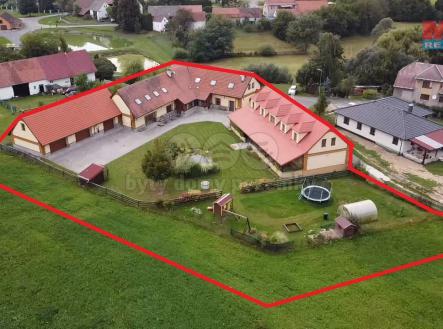 Prodej - hotel, 764 m²