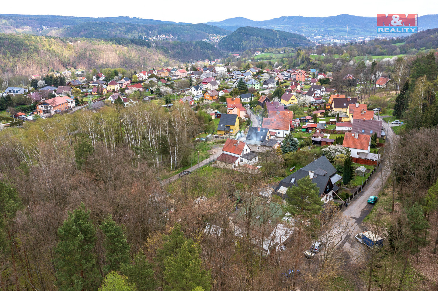 Pohled na pozemek