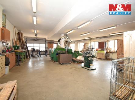 Prodej výrobní prostor, 1 200 m²