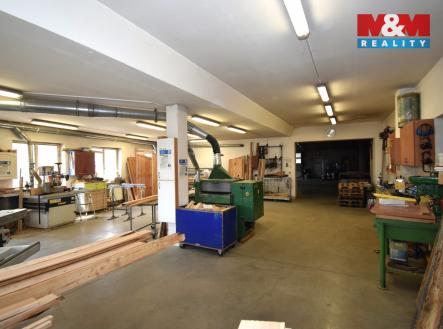 Prodej výrobní prostor, 1 200 m²