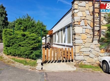 Prodej hotel, 1 606 m²