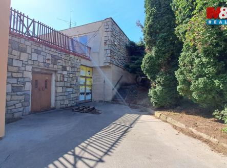 Prodej obchodní prostor, 3 212 m²