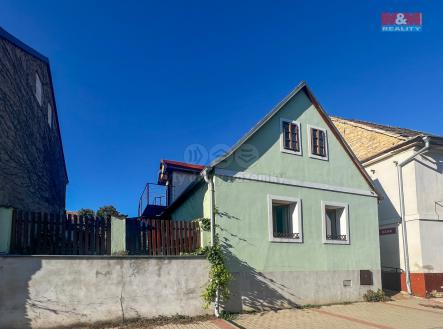 Prodej - dům/vila, 674 m²