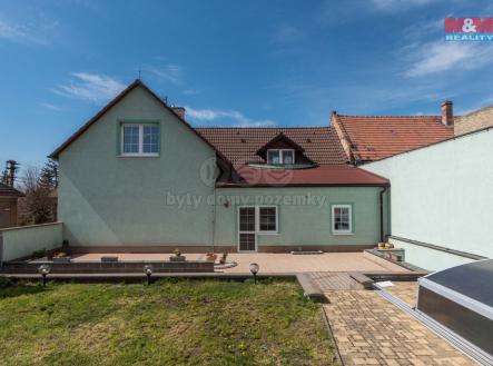 Prodej - dům/vila, 267 m²