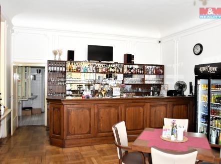 Prodej - hotel, 1 048 m²