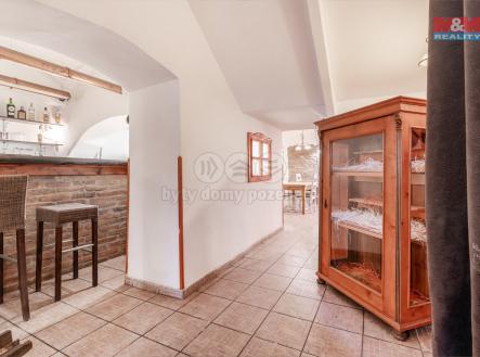 Prodej - restaurace, 1 302 m²