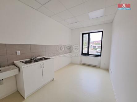 Pronájem - obchodní prostor, 15 m²