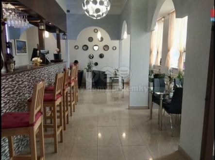 Prodej - restaurace, 360 m²