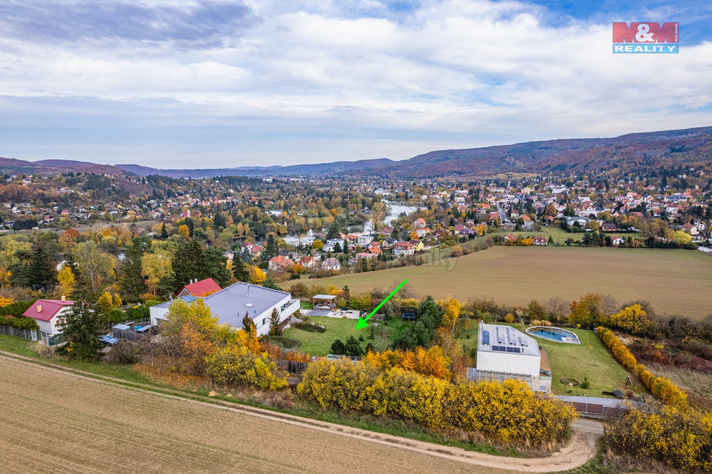 854681 - Prodej pozemku k bydlení, 1781 m², Zadní TřebaňDJI_0775.jpg