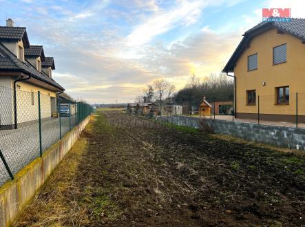 Prodej - pozemek pro bydlení, 1 498 m²