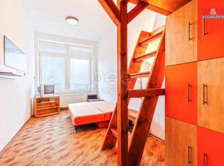 Prodej hotel, 930 m²