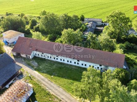 Prodej - zemědělský objekt, 1 057 m²