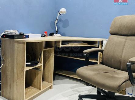 Prodej - obchodní prostor, 140 m²