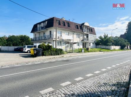 Prodej - kanceláře, 604 m²