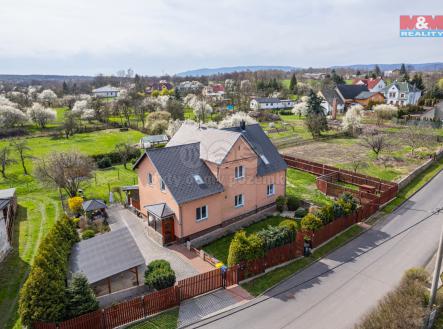 Prodej - dům/vila, 221 m²