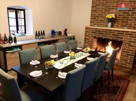 Prodej hotel, 247 m²