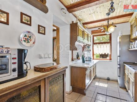 Prodej hotel, 196 m²