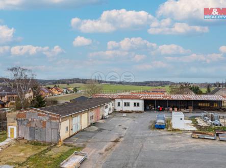 Prodej - komerční objekt, jiný, 9 000 m²