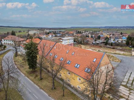 Prodej - zemědělský objekt, 17 327 m²