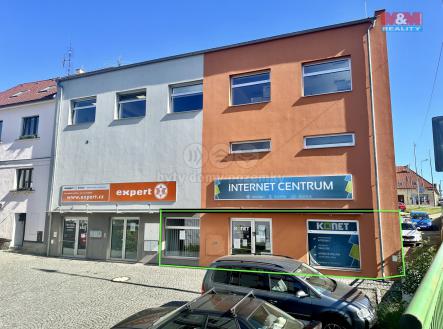 Pronájem - obchodní prostor, 108 m²