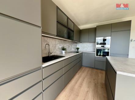 Pronájem bytu, 5+kk, 120 m²