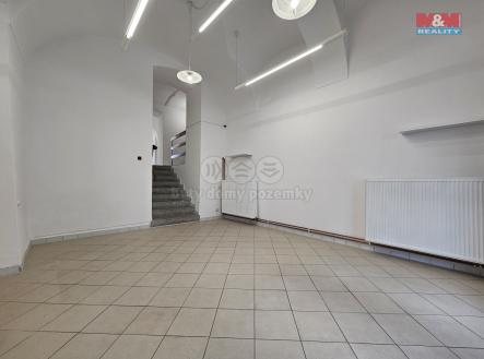 Pronájem - obchodní prostor, 54 m²