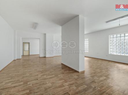 Pronájem - kanceláře, 91 m²