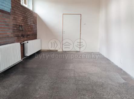 Pronájem - obchodní prostor, 34 m²