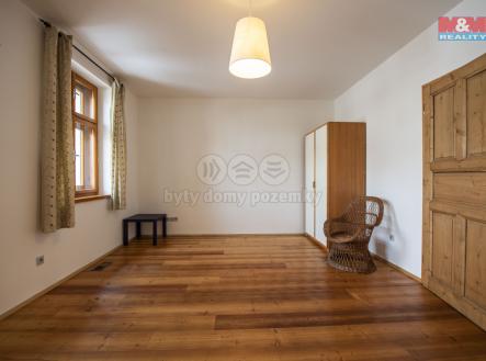 Pronájem - dům/vila, 140 m²